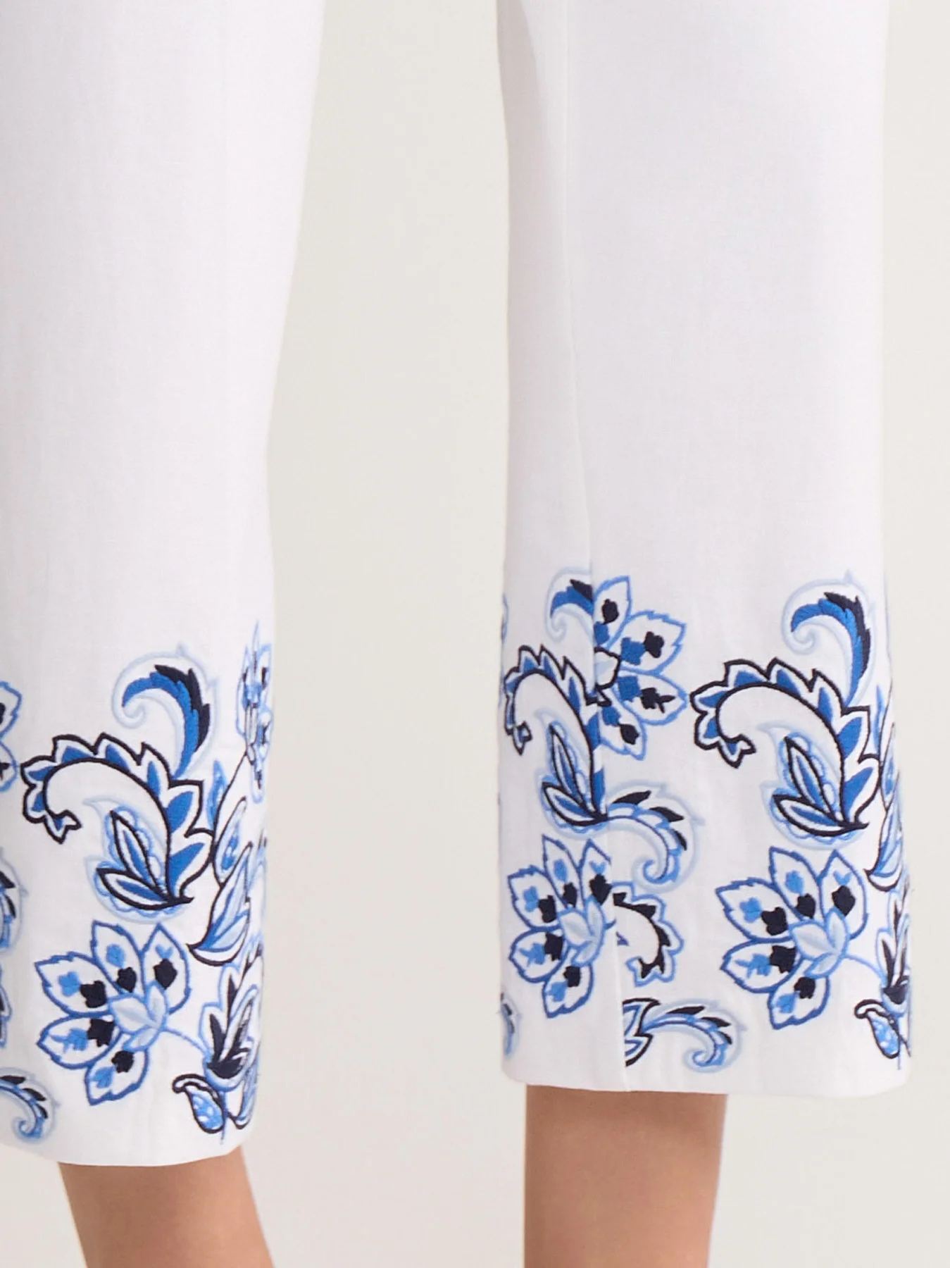 Cropped Embroidered Pull-On Pant, Linen - Image 3