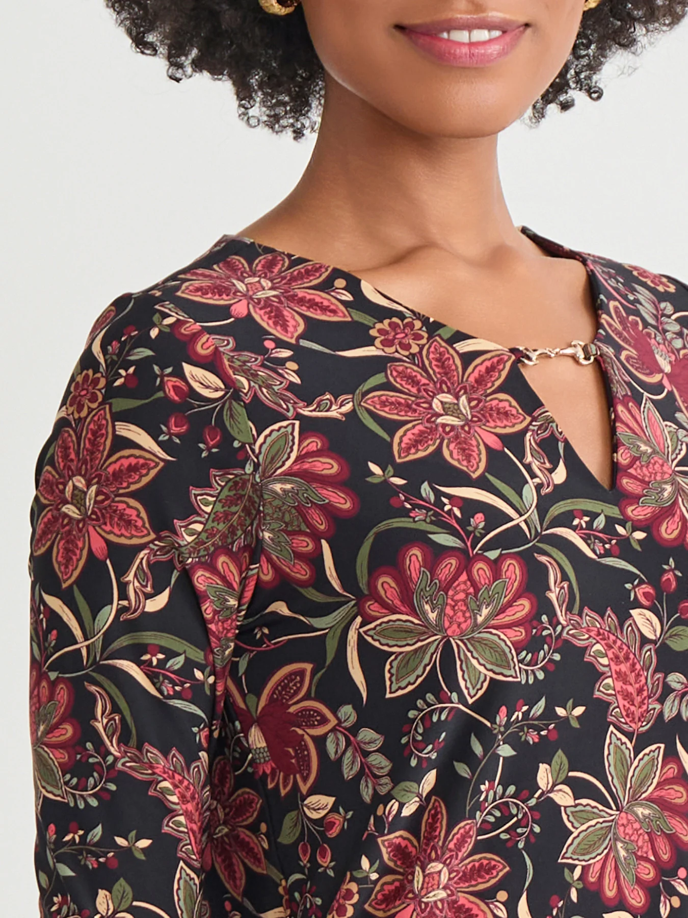 Keyhole Neck Floral Pullover Top - Image 3