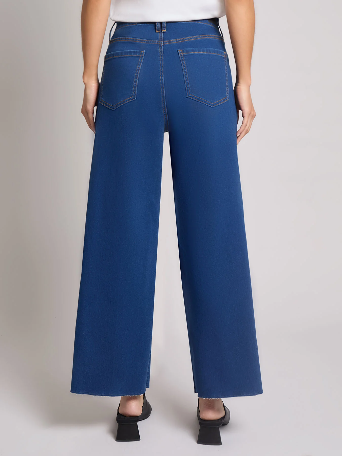 Patch Pocket Wide Leg Denim, Phoenix Wash - Image 3