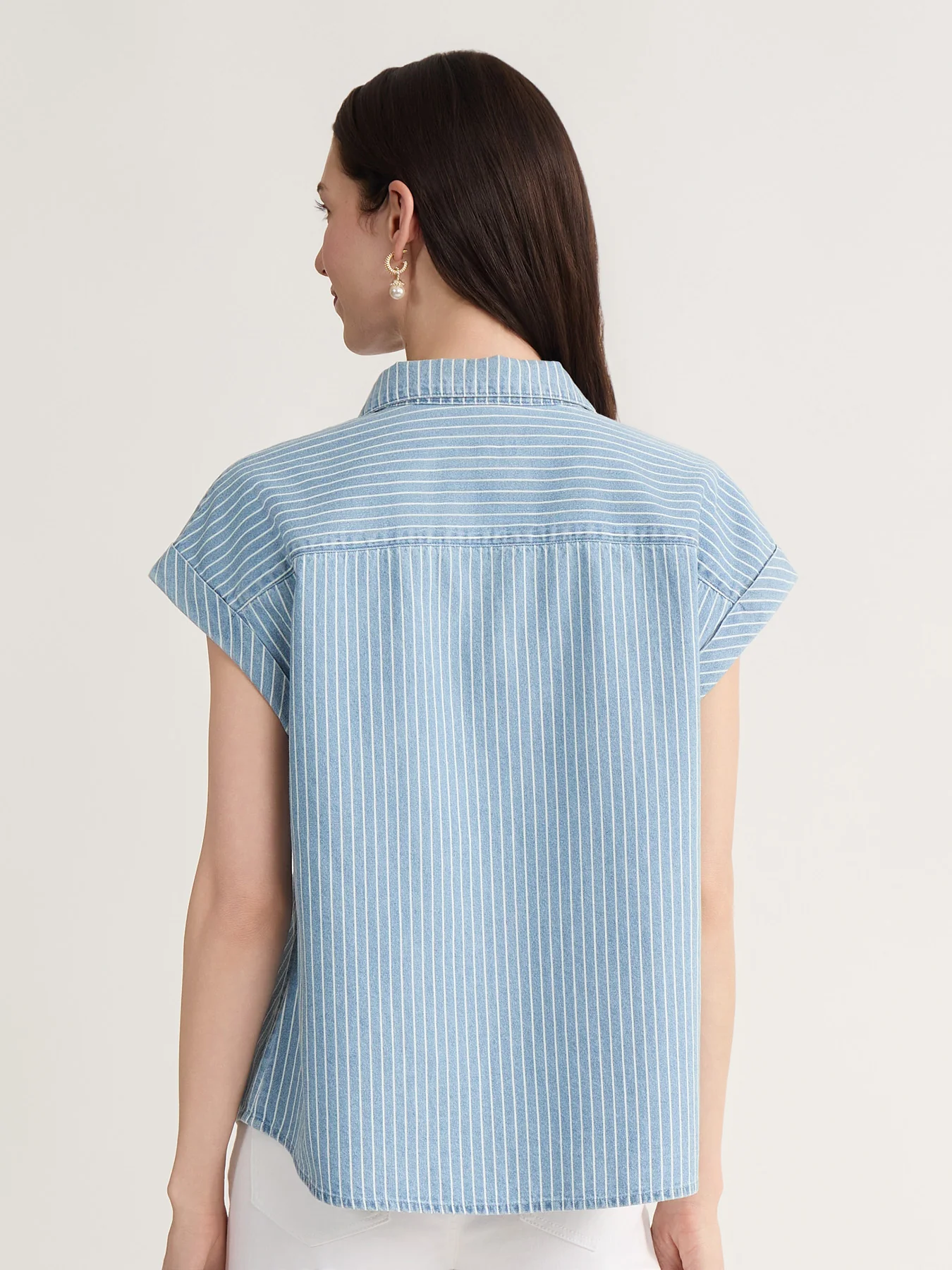 Short Sleeve Button Front Shirt, Chambray - Image 4
