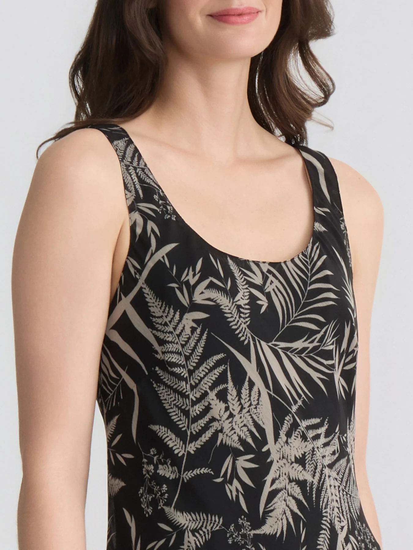 Sleeveless Tiered Maxi Dress, Printed Yoryu - Image 3