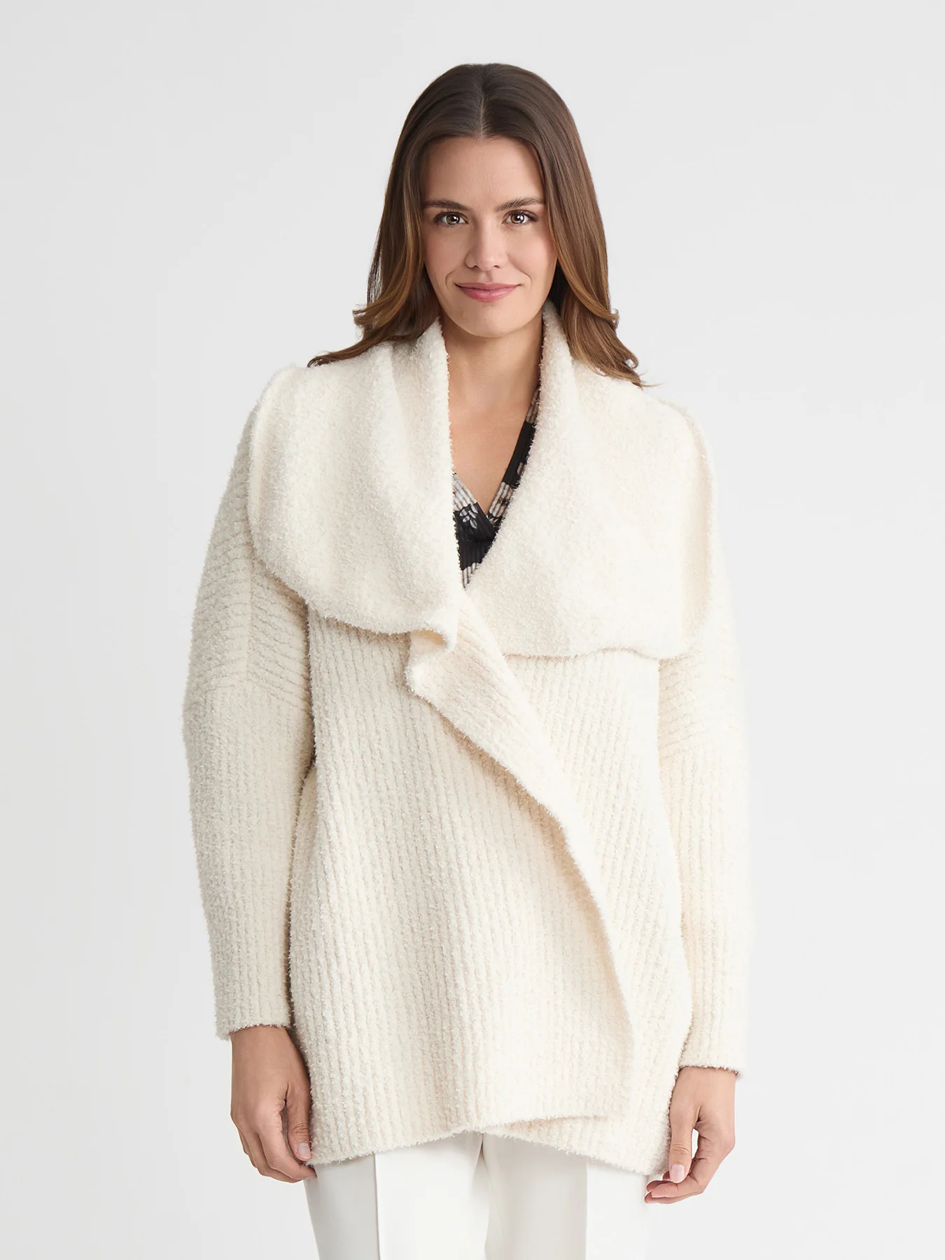 Wide Collared Cardigan